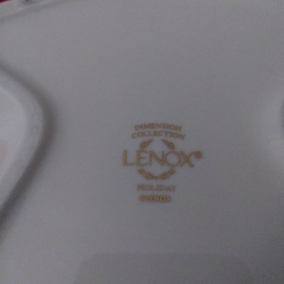 Lenox Holiday Angel Plate Ivory Bone with Gold - Picture 9 of 10